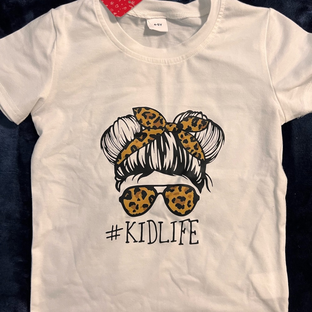 Kid life new w tags
